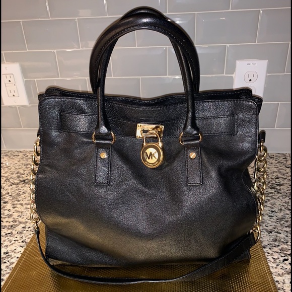 Michael Kors Handbags - SALE⭐️ Authentic Michael Kors Large Hamilton Bag